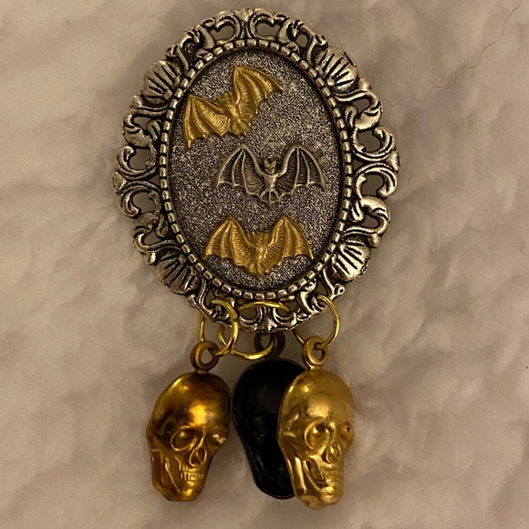 Handmade Brooches - Picture 3 of 4